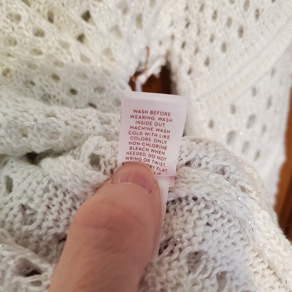 Lauren Conrad XXL white sweater. New! - Picture 4 of 6